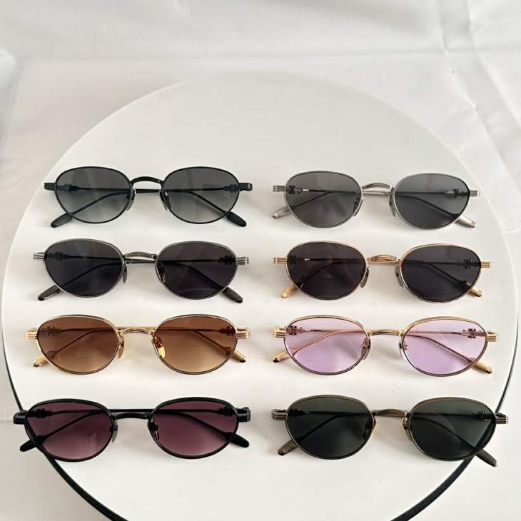 Picture of Chrome Hearts Sunglasses _SKUfw76014605fw